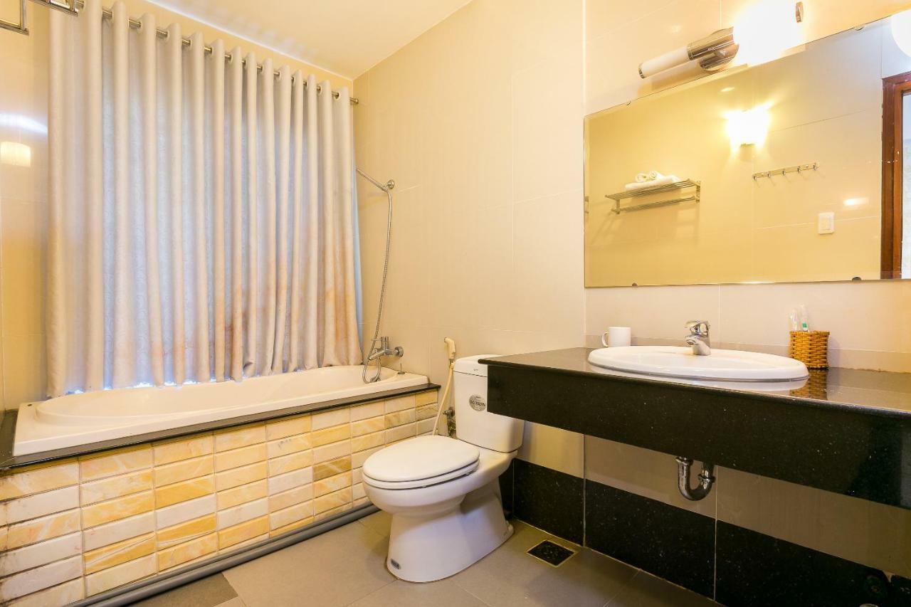 Oyo 169 New Hotel Хошимин Экстерьер фото